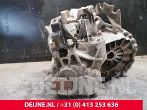 Ford Transit Versnellingsbak O68284 foto 3