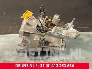 Gebruikte Versnellingsbak Ford Transit Prijs € 484,00 Inclusief btw aangeboden door van Deijne Onderdelen Uden B.V.