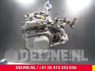 Opel Combo Getriebe O68530 foto 3