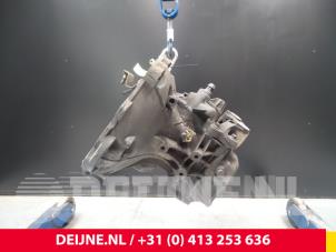 Opel Combo Getriebe O68530 foto 2