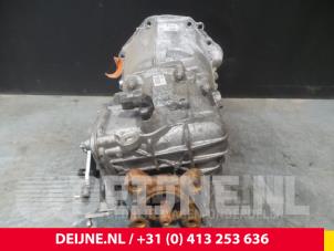 Volkswagen Crafter Gearbox O68706 photo 4