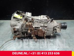 Hyundai H300 Gearbox O68800 photo 4