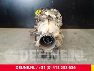 Hyundai H300 Getriebe O68801 foto 3