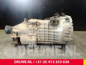 Hyundai H300 Getriebe O68801 foto 4
