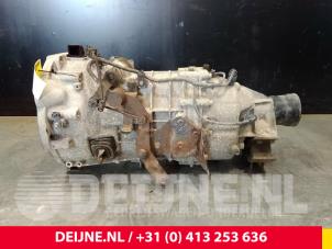 Hyundai H300 Getriebe O68801 foto 2