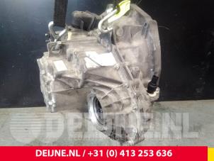 Nissan Interstar Getriebe O68832 foto 2