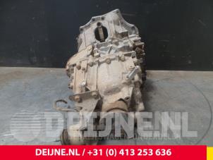 Iveco New Daily Versnellingsbak O68850 foto 2