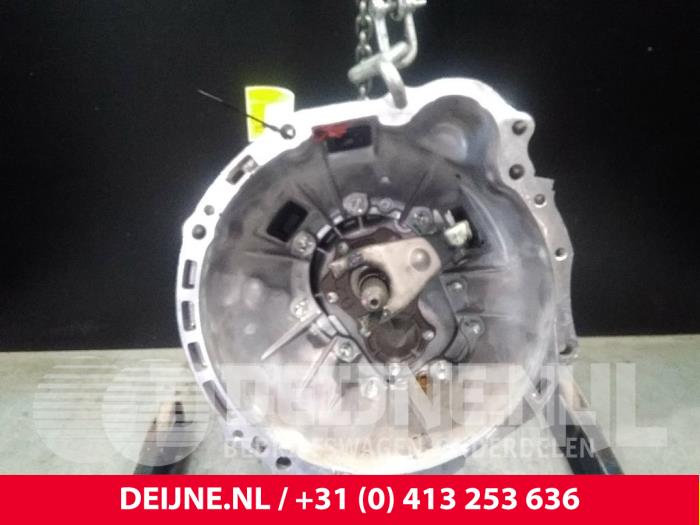 Toyota Hiace Versnellingsbak O69153