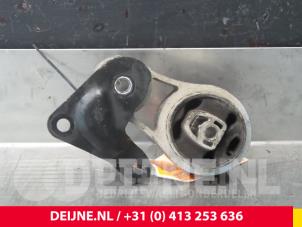 Ford Fiesta Getriebe Halterung O69168 foto 2