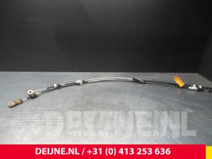 Gebruikte Schakelkabel Versnellingsbak Ford Fiesta 6 (JA8) 1.0 EcoBoost 12V 100 Prijs € 50,00 Margeregeling aangeboden door van Deijne Onderdelen Uden B.V.