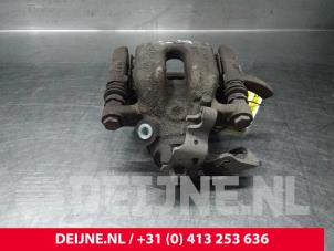 Mercedes Citan Remklauw (Tang) links-achter O70153 foto 2