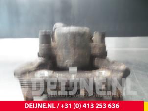 Volkswagen LT Remklauw (Tang) links-achter O70197 foto 3