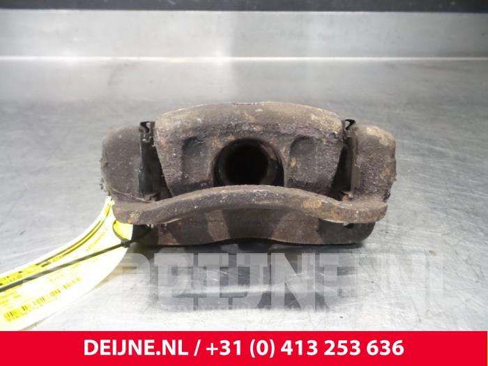 Hyundai H200 Rear brake calliper, left O70244