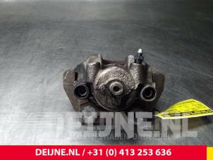 Landrover Range Rover Remklauw (Tang) links-achter O70254 foto 2