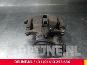 Audi A4 Remklauw (Tang) rechts-achter O70323 foto 2