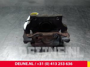 BMW X1 Remklauw (Tang) rechts-achter O70330 foto 3