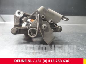 Ford Transit Custom Remklauw (Tang) rechts-achter O70334 foto 4