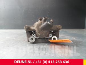 Volkswagen Crafter Rear brake calliper, right O70420 photo 2