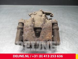 Nissan Interstar Bremszange rechts hinten O70468 foto 2