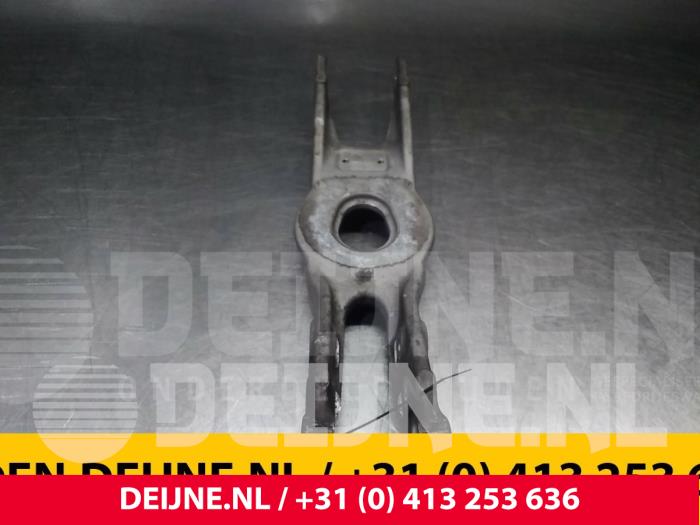 Mercedes C-Klasse Veerschotel rechts-achter O70549