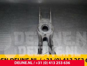 Gebruikte Veerschotel rechts-achter Mercedes C Estate (S205) C-200 2.0 CGI 16V Prijs € 30,00 Margeregeling aangeboden door van Deijne Onderdelen Uden B.V.