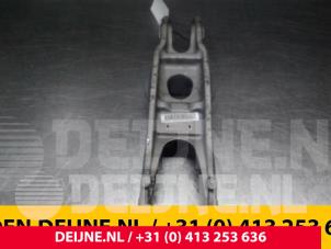 Mercedes C-Klasse Veerschotel rechts-achter O70549 foto 3