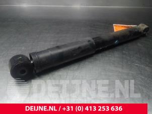 Opel Vivaro Stoßdämpfer links hinten O70662 foto 3