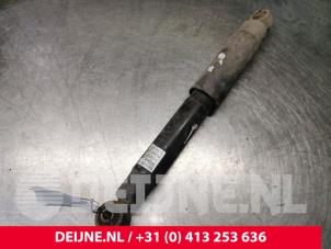 Hyundai H300 Stoßdämpfer links hinten O70706 foto 2