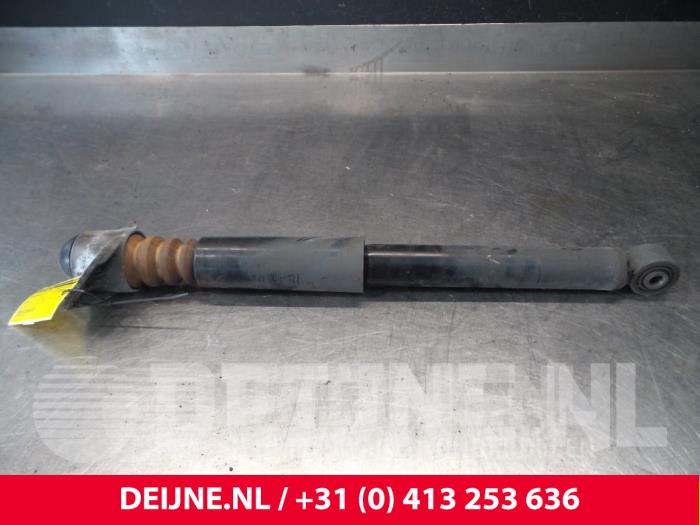 Volkswagen Passat Rear shock absorber, right O70923