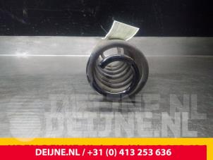 Ford Transit Courier Schroefveer achter O71072 foto 2