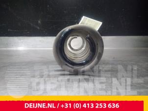 Ford Transit Courier Schroefveer achter O71073 foto 2