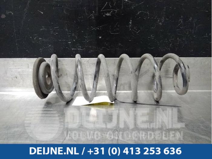 Volkswagen Golf Plus Rear coil spring O71139