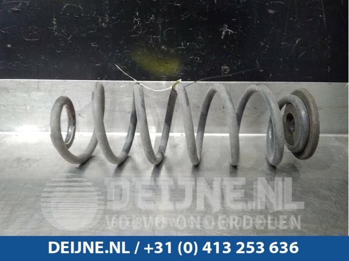 Volkswagen Golf Plus Rear coil spring O71140