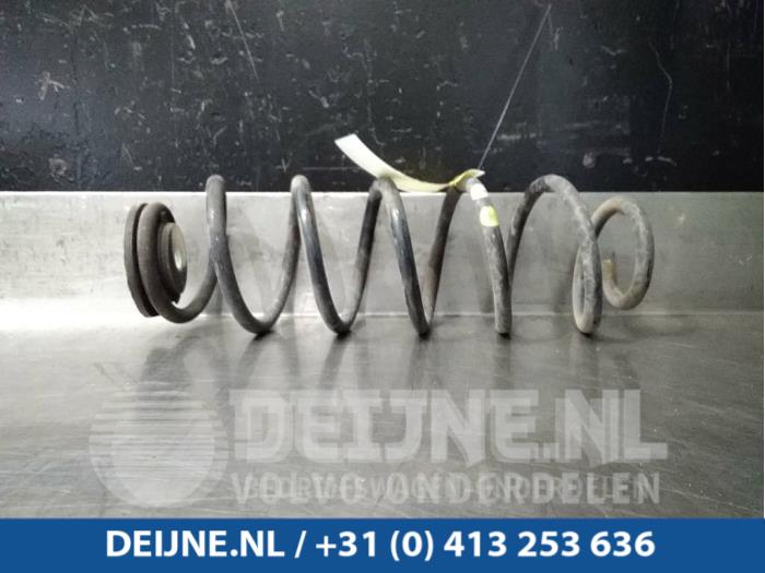 Peugeot 307 Rear coil spring O71172