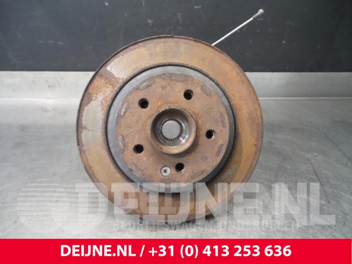 Mercedes Vito Fusee links-achter O71539