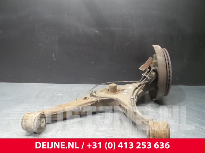 Volkswagen Transporter Fusee links-achter O71558