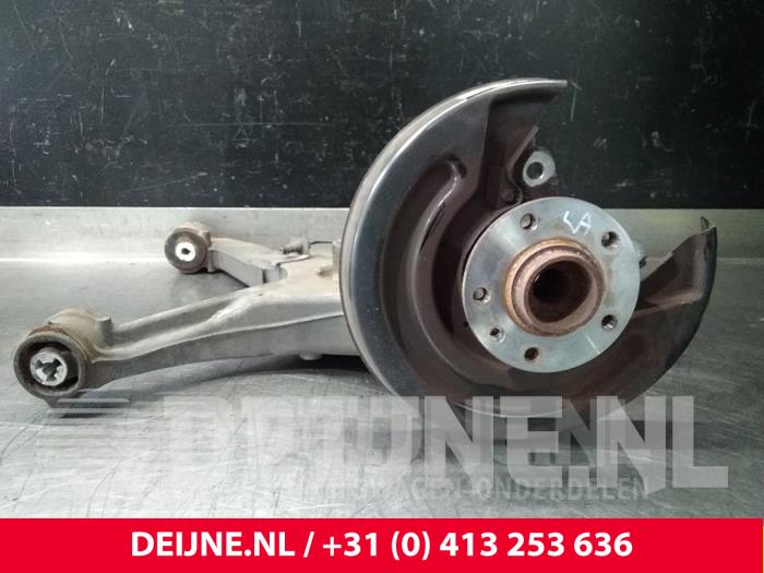 Volkswagen Transporter Fusee links-achter O71561