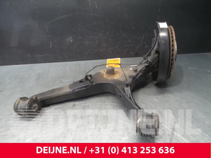 Volkswagen Transporter Achsschenkel links hinten O71562