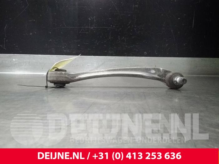 Audi A4 Draagarm Boven links-voor O71574