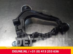 Toyota Hiace Draagarm Boven links-voor O71609 foto 3