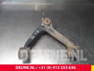 Iveco Daily Querlenker oben rechts vorne O71640 foto 2
