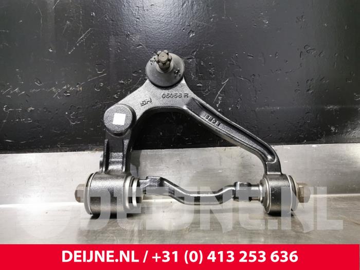 Toyota Hiace Draagarm boven rechts-voor O71649