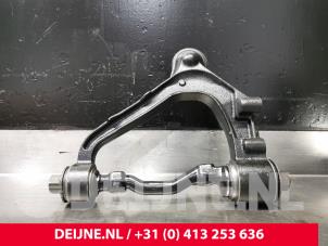 Toyota Hiace Querlenker oben rechts vorne O71651 foto 2