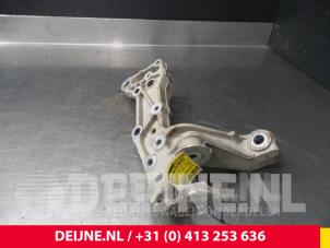 Volkswagen Caddy Front wishbone support, right O71668 photo 3