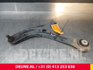 Ford Fiesta Front lower wishbone, left O71689 photo 3