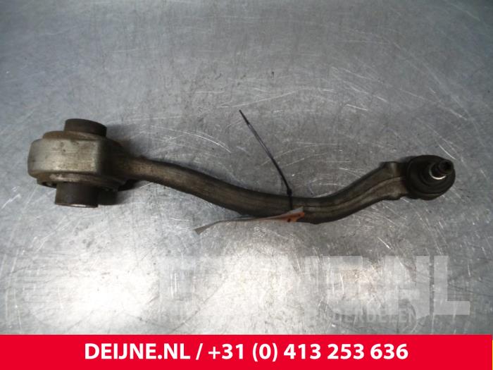 Mercedes C-Klasse Front lower wishbone, left O71698