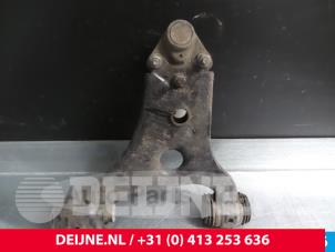 Mercedes B-Klasse Front lower wishbone, left O71712 photo 2