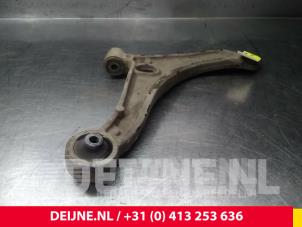 Opel Movano Querlenker unten links vorne O71740 foto 2