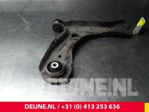 Volkswagen Polo Draagarm onder links-voor O71754 foto 2