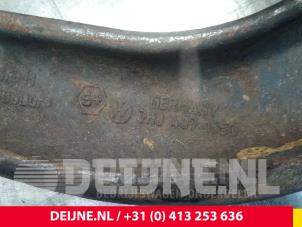 Volkswagen Transporter Draagarm onder links-voor O71758 foto 3
